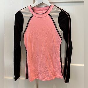 Lululemon Long Sleeve Top with back zip pocket
Running athletic workout